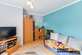 Bliżniak!! Jędrzychów!!Łączony tylko garażem!!